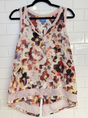 Simply Vera Vera Wang Abstract Floral Sleeveless Blouse | Size S